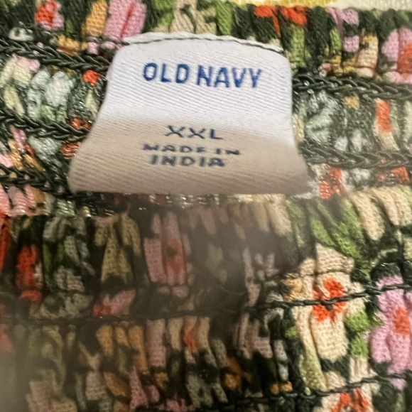 Old Navy Green Floral Smock Neck Top - Picture 3 of 3